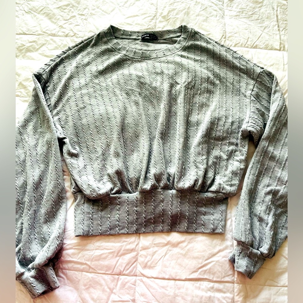 Sweaters - Picture 2 of 4